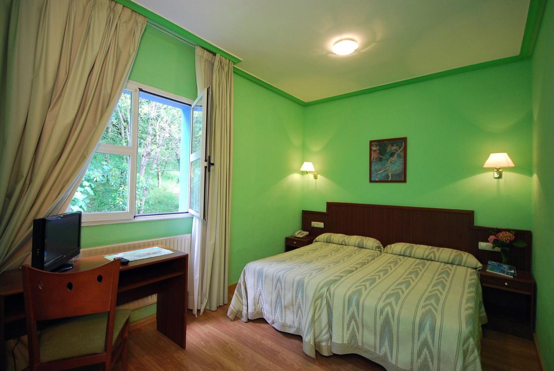 Vega Del Sella Hotel Arriondas Ruang foto