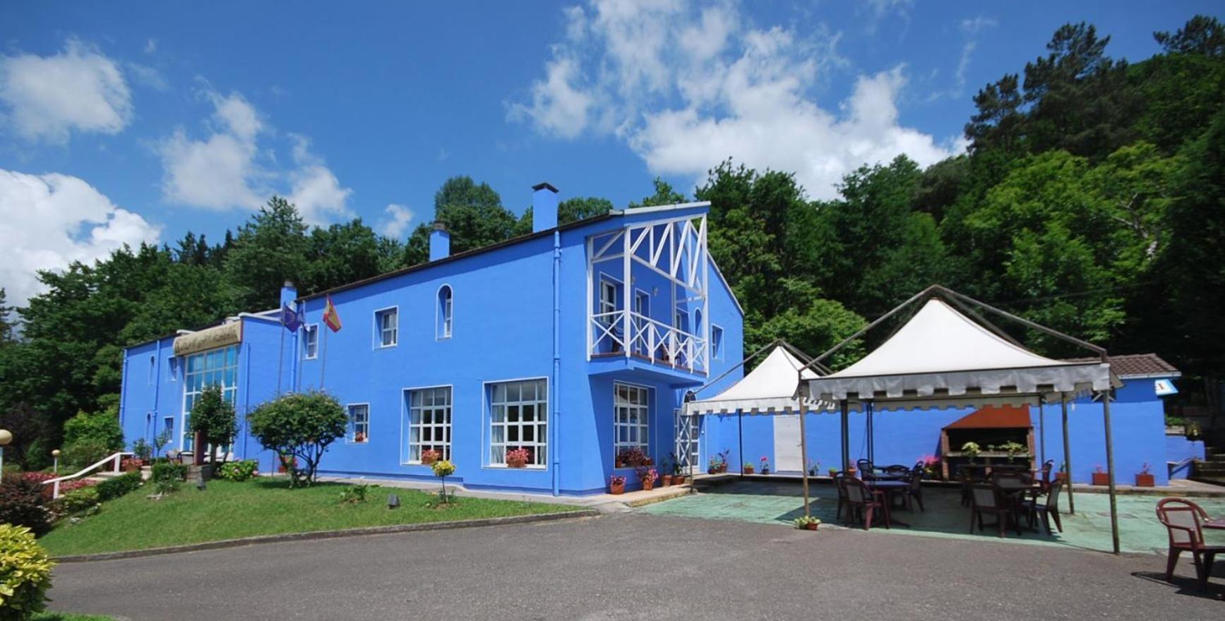 Vega Del Sella Hotel Arriondas Bagian luar foto